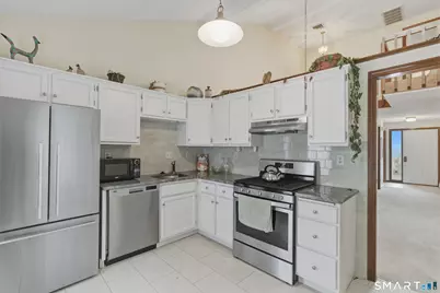 15 Potter Crossing #15, Wethersfield, CT 06109 - Photo 11