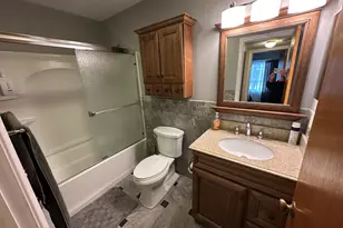 95 Woodsedge Dr, Newington, CT 06111 - Photo 9