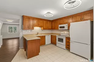 116 Songbird Ln, Farmington, CT 06032 - Photo 7