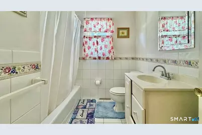 36 Utica Street, Milford, CT 06461 - Photo 13