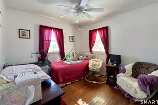 36 Utica St, Milford, CT 06461 - Photo 11