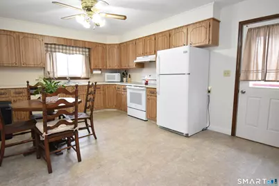 1385 Highland Avenue #13B, Waterbury, CT 06708 - Photo 5