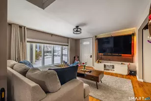 51 Evergreen Ave, Hamden, CT 06518 - Photo 9