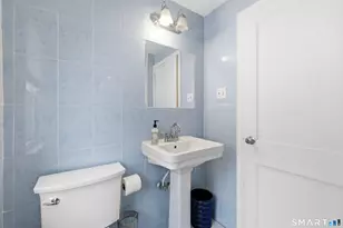 49 Tyler St, Bloomfield, CT 06002 - Photo 15