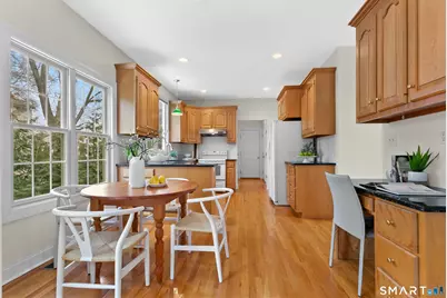 28 Michaela Circle, Fairfield, CT 06824 - Photo 11