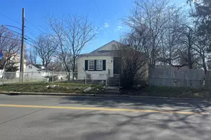 940 Reservoir Ave, Bridgeport, CT 06606 - Photo 11