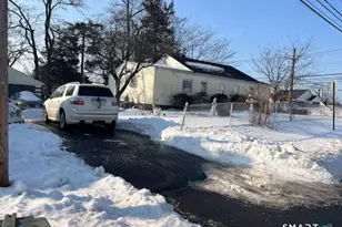 940 Reservoir Ave, Bridgeport, CT 06606 - Photo 7