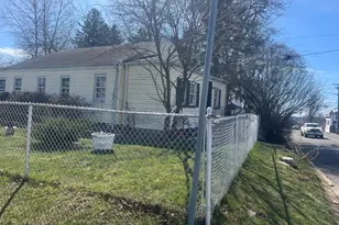 940 Reservoir Ave, Bridgeport, CT 06606 - Photo 5