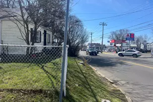 940 Reservoir Ave, Bridgeport, CT 06606 - Photo 9