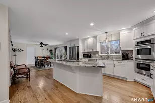 10 Canterbury Way, North Haven, CT 06473 - Photo 11