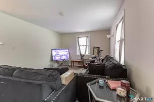 240 W Center St, Manchester, CT 06040 - Photo 17