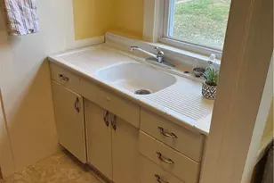 119 Squire St, New London, CT 06320 - Photo 15