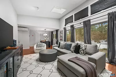 15 Four Brooks Circle, Stamford, CT 06903 - Photo 5