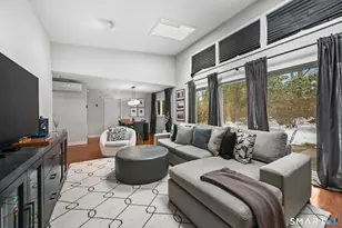 15 4 Brooks Cir, Stamford, CT 06903 - Photo 5