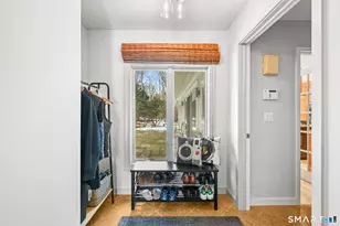 15 4 Brooks Cir, Stamford, CT 06903 - Photo 3