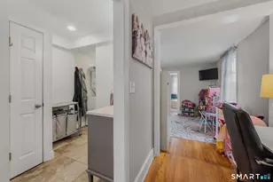 1 Middle St, Waterford, CT 06385 - Photo 31