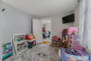 1 Middle St, Waterford, CT 06385 - Photo 39