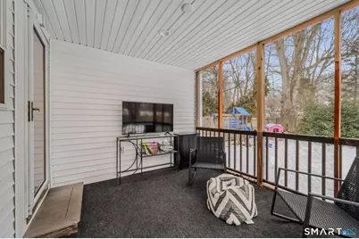 1 Middle Street, Waterford, CT 06385 - Photo 11