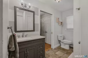 1 Middle St, Waterford, CT 06385 - Photo 35