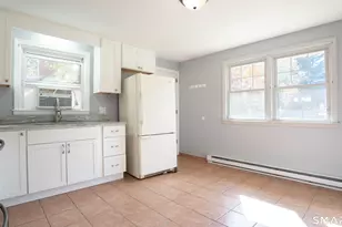 24 Coburn Cir, Newington, CT 06111 - Photo 5