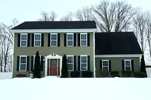 9 Fox Run Ln, Seymour, CT 06483 - Photo 1