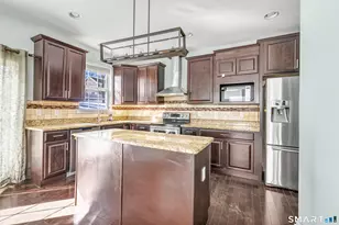 9 Fox Run Ln, Seymour, CT 06483 - Photo 5