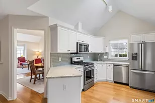 95 Intervale Rd, Stamford, CT 06905 - Photo 13