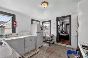 120 Bond St, Hartford, CT 06114 - Photo 11