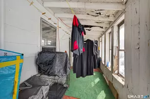 120 Bond St, Hartford, CT 06114 - Photo 33