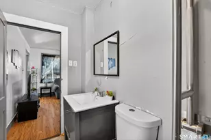 120 Bond St, Hartford, CT 06114 - Photo 21