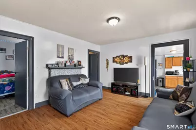 120 Bond Street, Hartford, CT 06114 - Photo 9