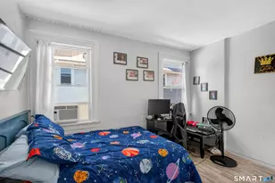 120 Bond St, Hartford, CT 06114 - Photo 15