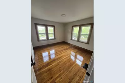 377 West Wolcott Avenue, Windsor, CT 06095 - Photo 5