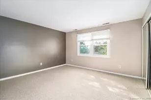 65 Ellsworth St, Bridgeport, CT 06605 - Photo 23