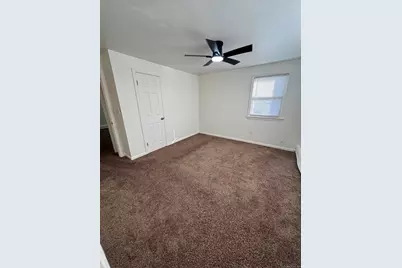 37 Elizabeth Ann Drive, New Haven, CT 06512 - Photo 11