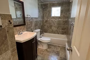 37 Elizabeth Ann Dr, New Haven, CT 06512 - Photo 9