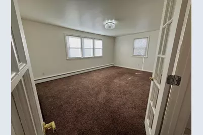 37 Elizabeth Ann Drive, New Haven, CT 06512 - Photo 7