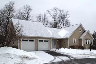 20 Vincent Ct, East Hartford, CT 06108 - Photo 1