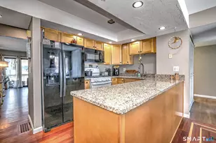 208 Plymouth Colony, Branford, CT 06405 - Photo 19