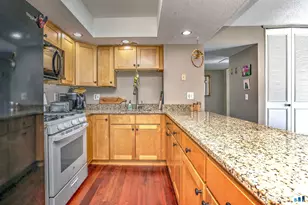 208 Plymouth Colony, Branford, CT 06405 - Photo 19