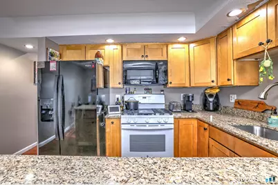 208 Plymouth Colony #208, Branford, CT 06405 - Photo 17