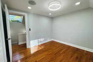 2 Highland Square, Avon, CT 06001 - Photo 29