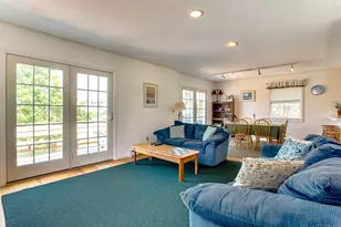 18 Atlantic Ave, Groton, CT 06340 - Photo 9