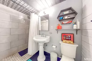 25 Cartright St, Bridgeport, CT 06604 - Photo 17