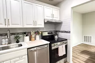 50 Greenhouse Rd, Bridgeport, CT 06606 - Photo 3