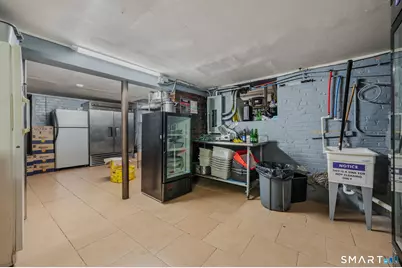 200 Bank Street, New London, CT 06320 - Photo 19