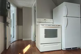 21 Sigourney St, Bristol, CT 06010 - Photo 23