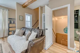 13 Young St, East Hampton, CT 06424 - Photo 9