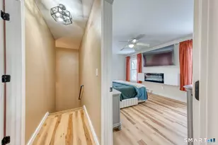 13 Young St, East Hampton, CT 06424 - Photo 15