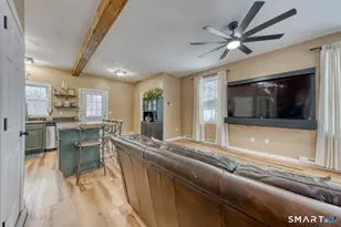 13 Young St, East Hampton, CT 06424 - Photo 13